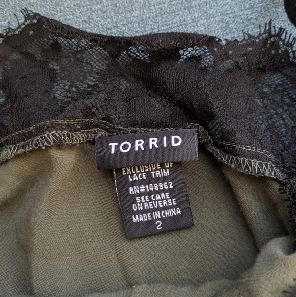 Torrid Olive Green Linen & Lace Babydoll Blouse - Picture 3 of 4